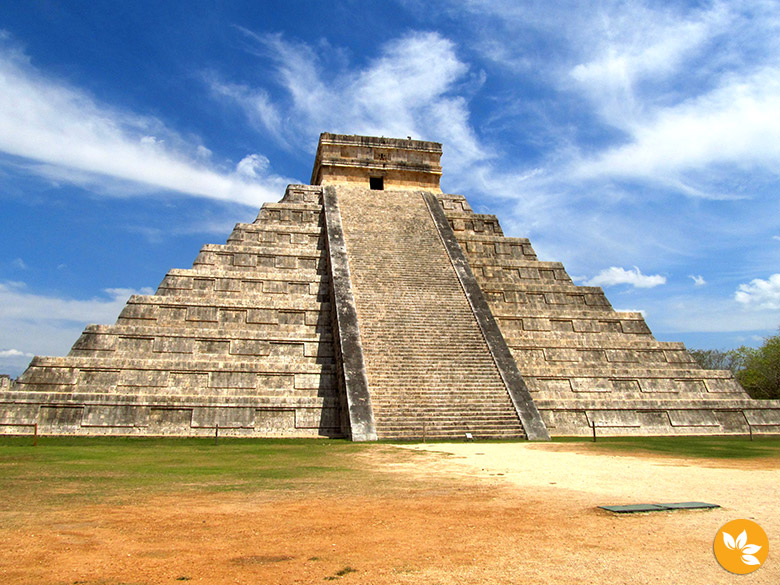 Conheça uma das sete maravilhas do mundo: Chichén Itzá! Conheça uma das sete maravilhas do mundo: Chichén Itzá!