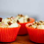 Receita de Muffins de peito de peru com amêndoas defumadas