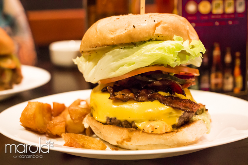 Bruttus Burger - Hambúrguer Artesanal - Juicy Lucy