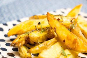 Receita de Batatas Assadas com Alecrim
