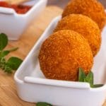 Receita de Bolinho de Risoto - Arancini